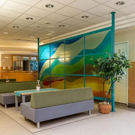 D-hotel 3* غيولا