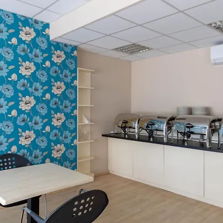 D-hotel 3*