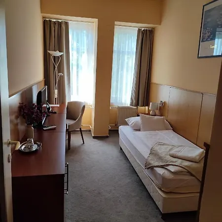 D-hotel Hotel 3*